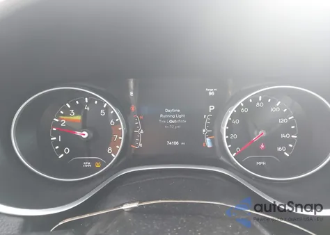 2018 Jeep Compass Latitude 4X4 из США, поврежденный, VIN 3C4NJDBB3JT116791